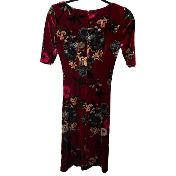 Vince Camuto Velvet Floral Ruched Short Sleeve Dress Size 2 - Picture 3 of 13